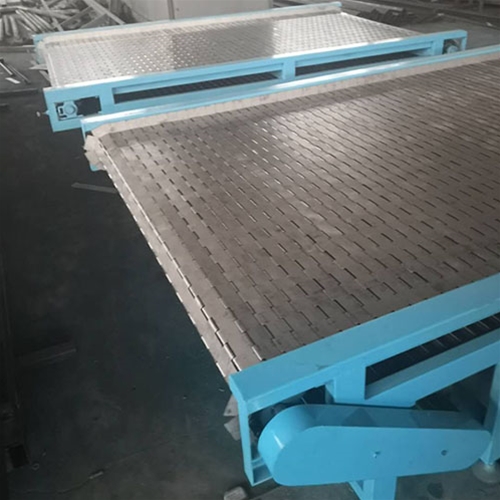鏈板輸送機
