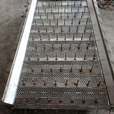 鏈板輸送機